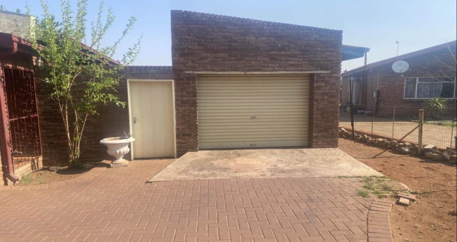 3 Bedroom Property for Sale in Kuruman Northern Cape